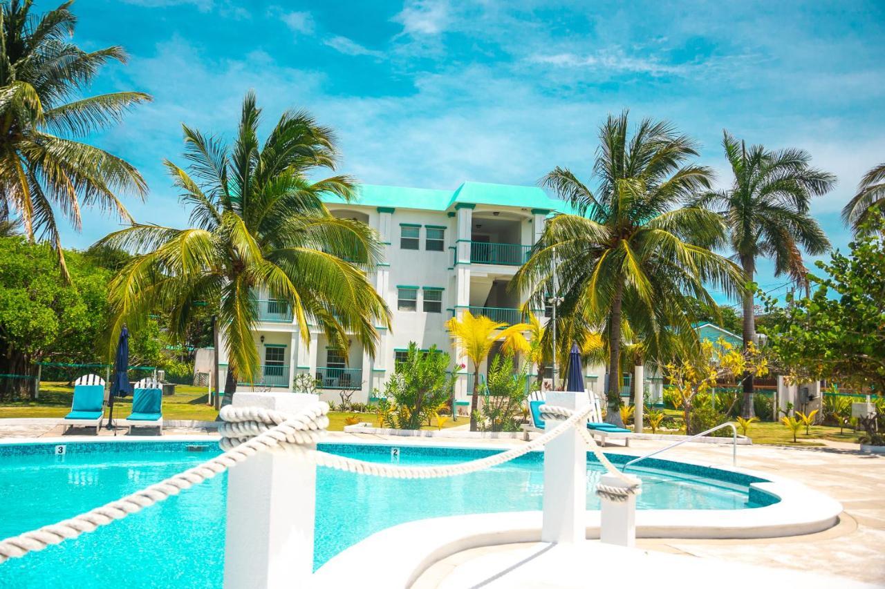 Best Western Grand Baymen Gardens San Pedro  Exterior foto