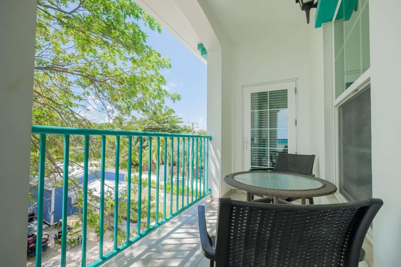 Best Western Grand Baymen Gardens San Pedro  Exterior foto