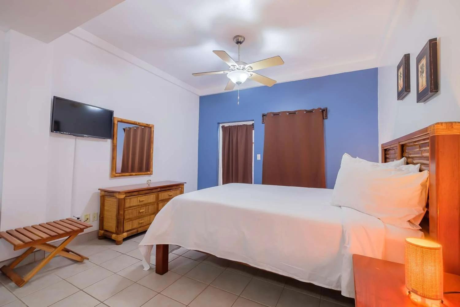 Best Western Grand Baymen Gardens San Pedro  Exterior foto