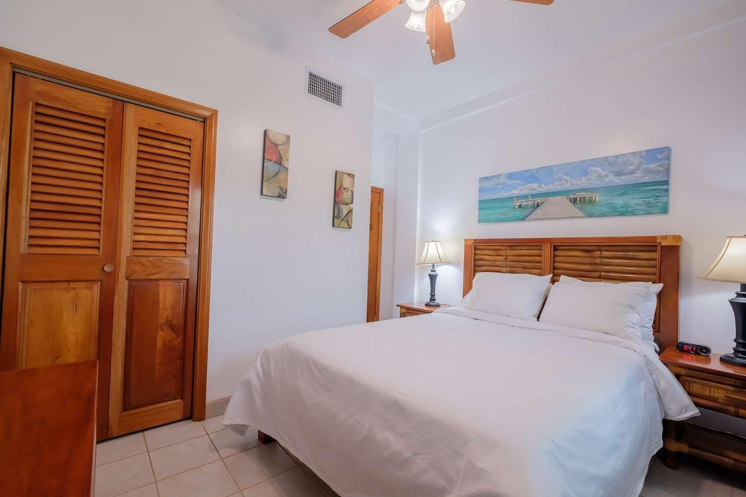 Best Western Grand Baymen Gardens San Pedro  Exterior foto