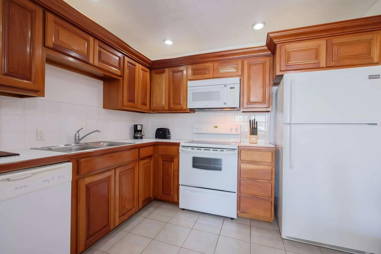 Best Western Grand Baymen Gardens San Pedro  Exterior foto