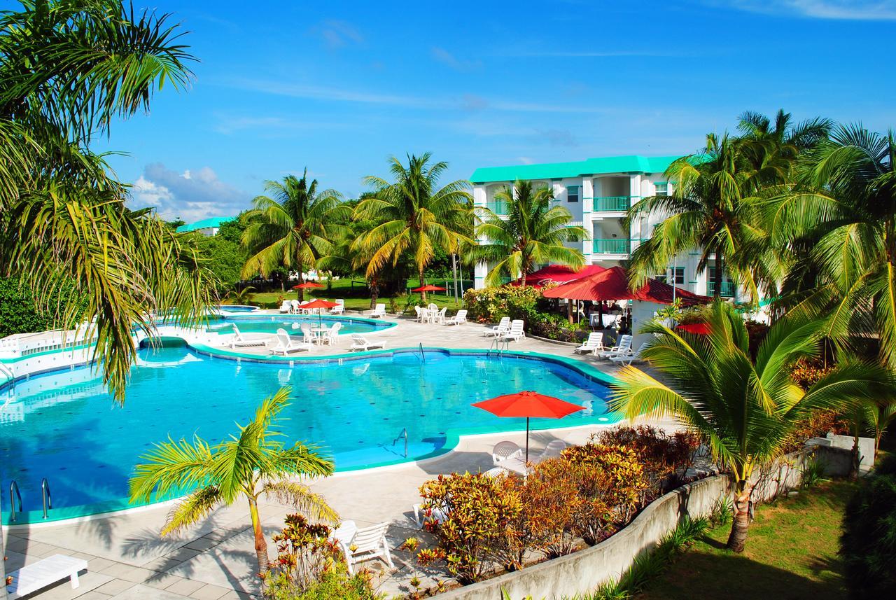 Best Western Grand Baymen Gardens San Pedro  Exterior foto